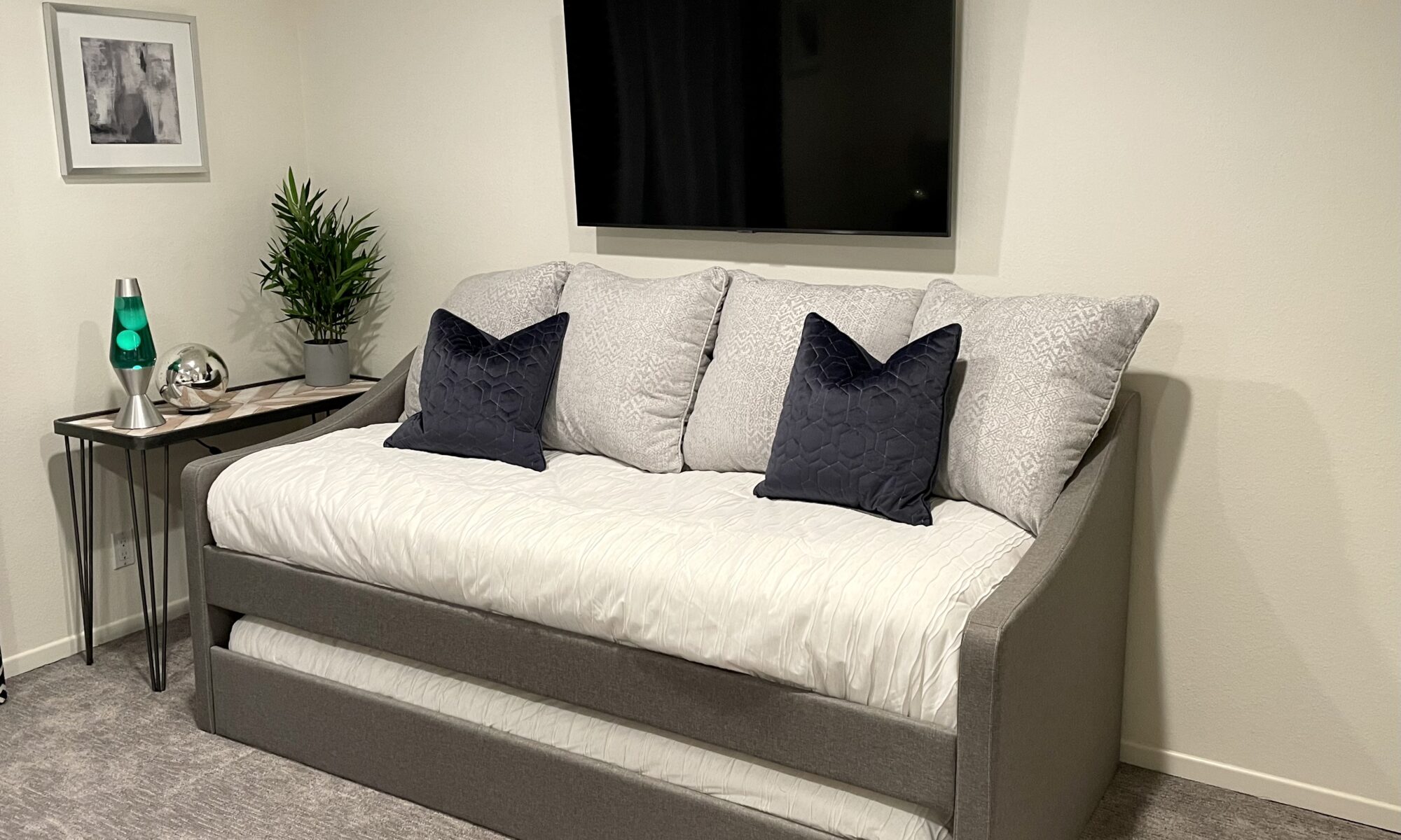 Daybed in Bedroom 3