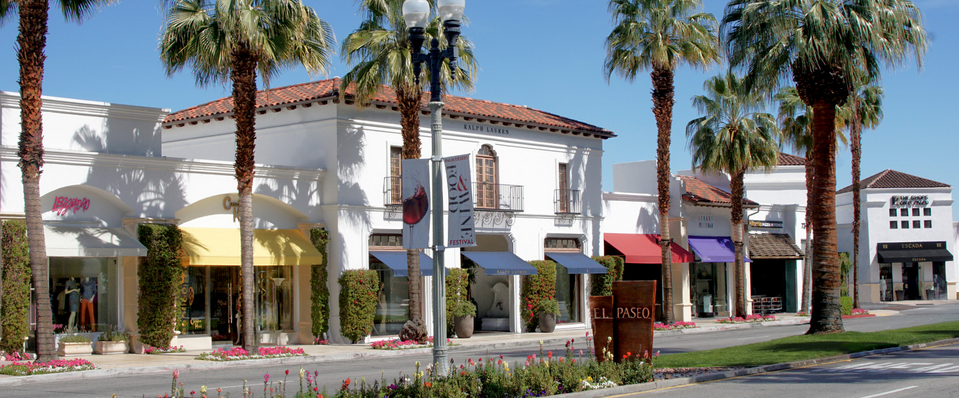 Shops on El Paseo