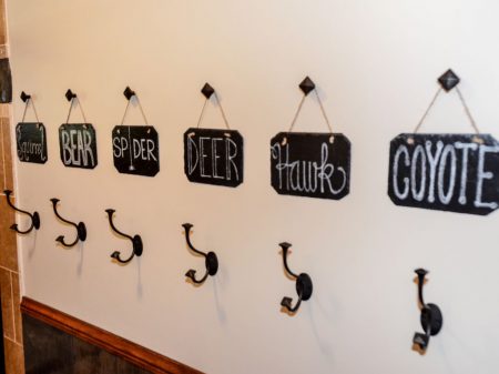 arrowhead hangers
